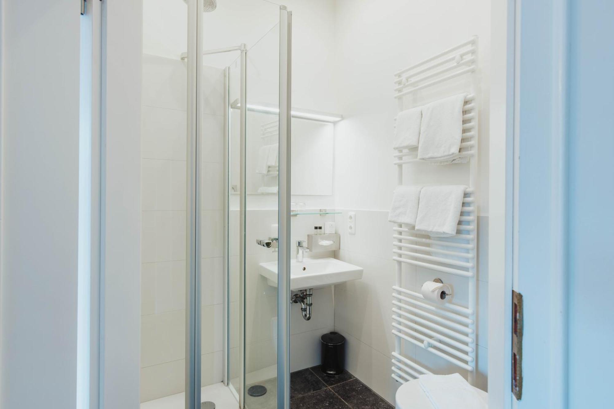 Hotel Butz ชาร์บอยท์ซ ภายนอก รูปภาพ