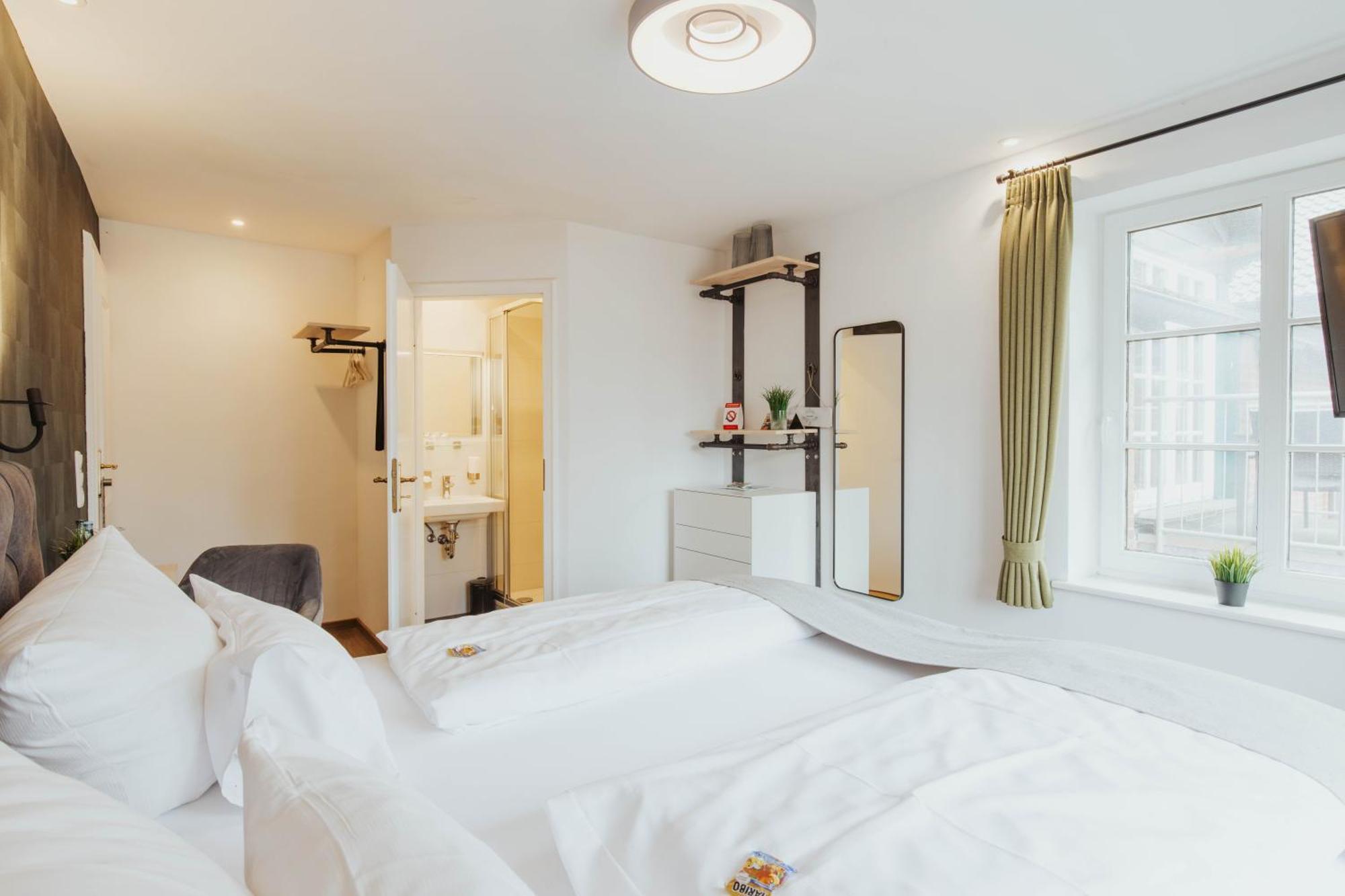 Hotel Butz ชาร์บอยท์ซ ภายนอก รูปภาพ
