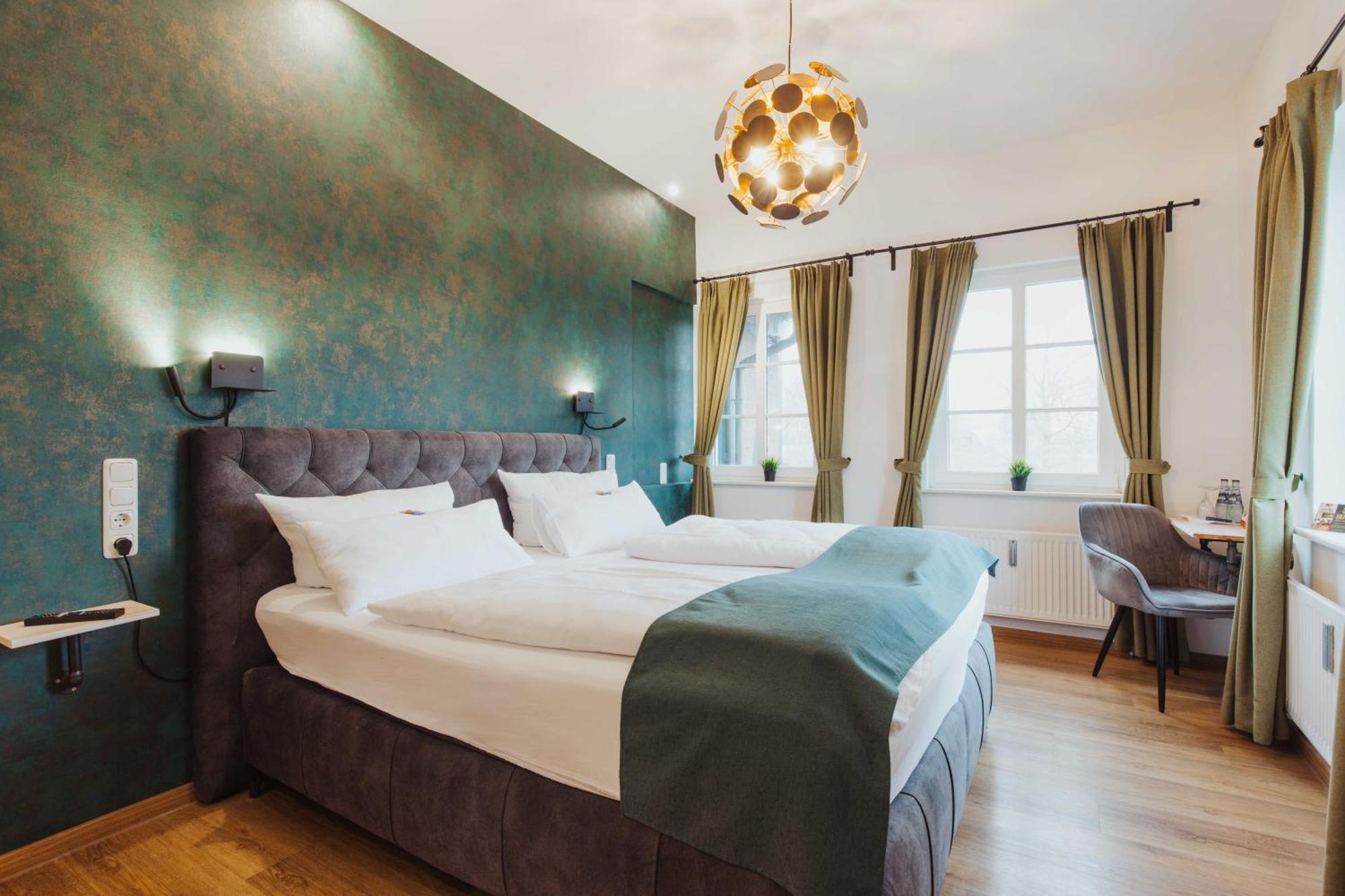 Hotel Butz ชาร์บอยท์ซ ภายนอก รูปภาพ