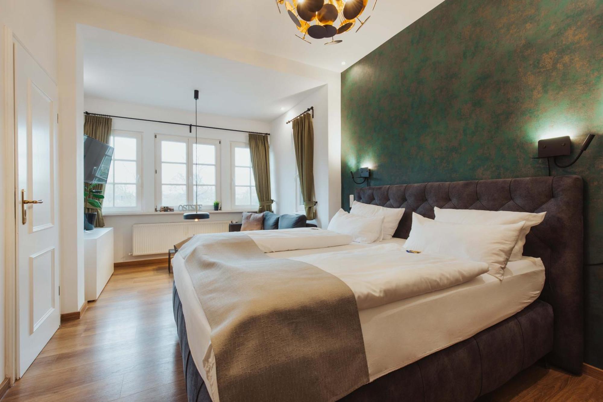 Hotel Butz ชาร์บอยท์ซ ภายนอก รูปภาพ