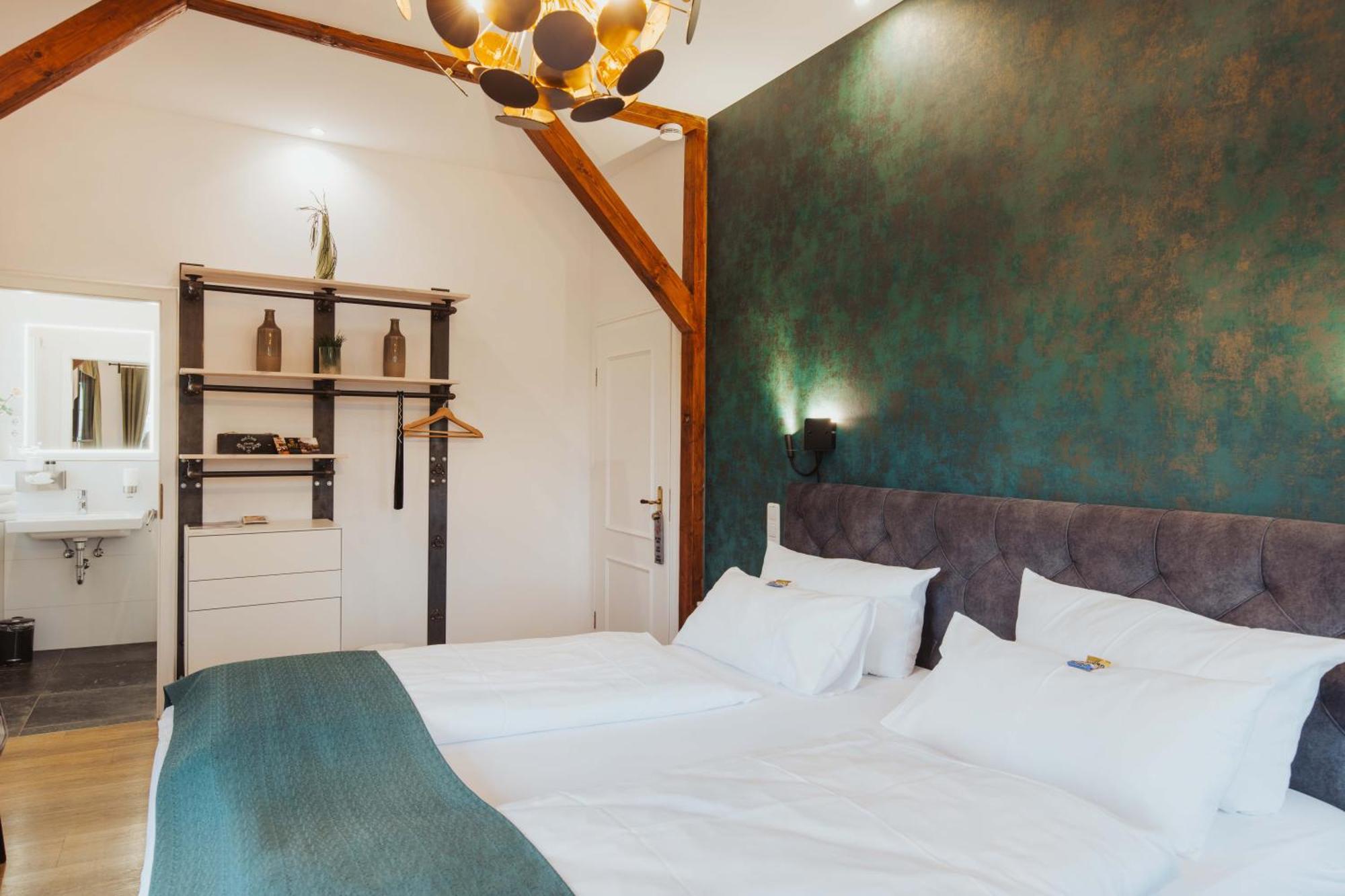 Hotel Butz ชาร์บอยท์ซ ภายนอก รูปภาพ