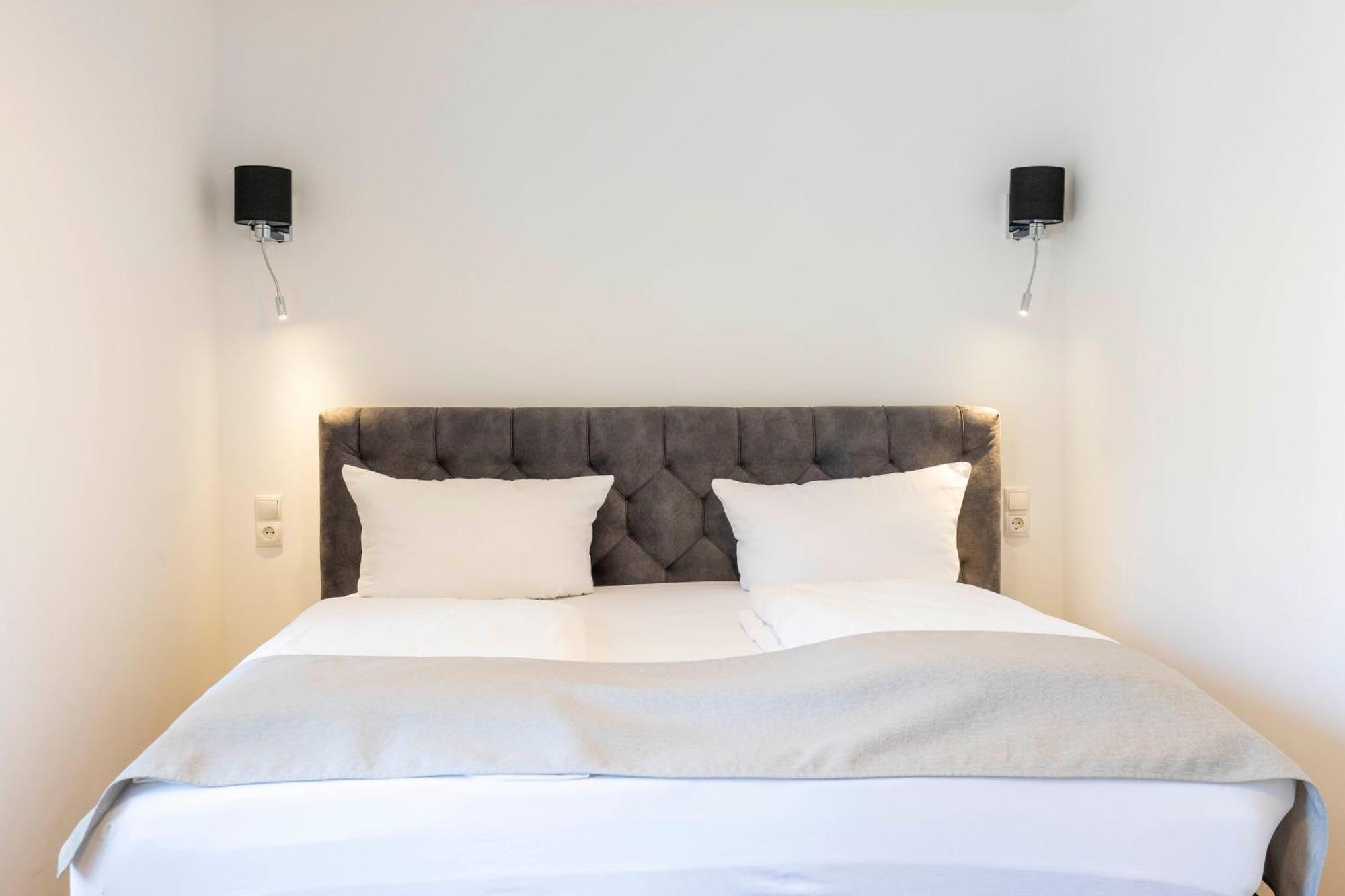 Hotel Butz ชาร์บอยท์ซ ภายนอก รูปภาพ